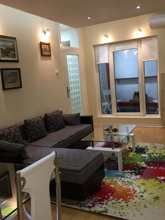 Amn Center Apartment *